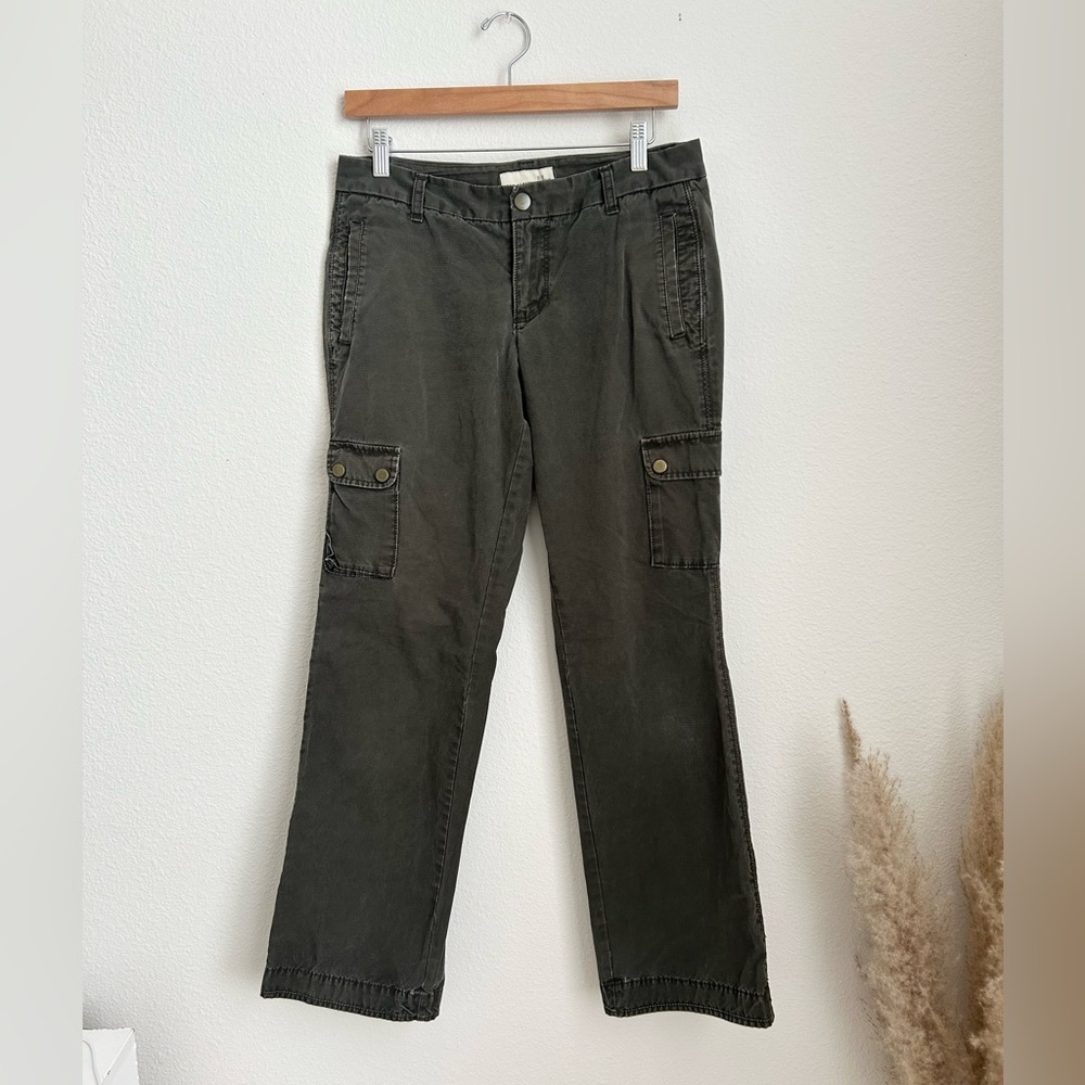 Old Navy Y2K Low Rise Green Cargo Pants Size 8